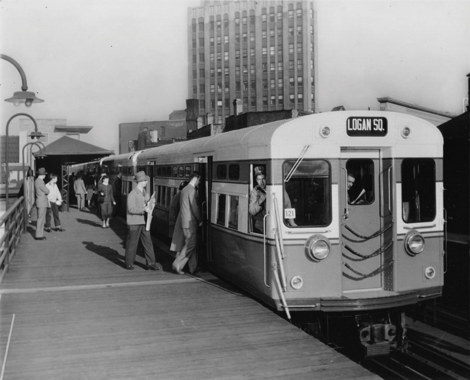 Click to enlarge image CTA-Damen-Station-1954.jpg