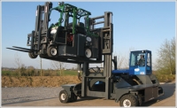 Metals Inc. expands capabilities with Combilift’s sideloaders