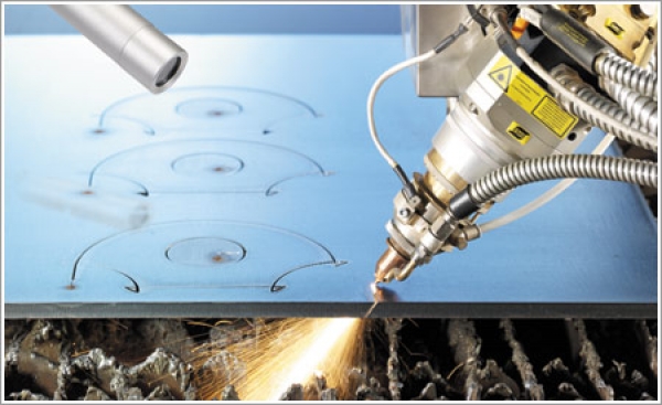 An Alpharex laser tackles heavy plate cutting at Russel Metals